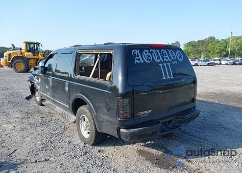 2001 Ford Excursion Limited z USA, uszkodzony, nr VIN 1FMNU42S71ED57885